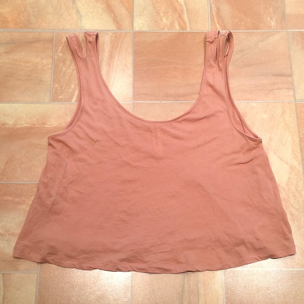 Cropped tank